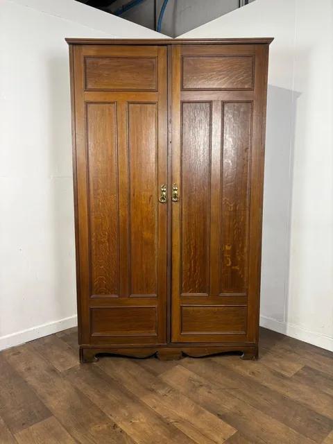 Edwardian Oak Double Wardrobe (1 of 13) Edwardian Oak Double Wardrobe (1 of 13)