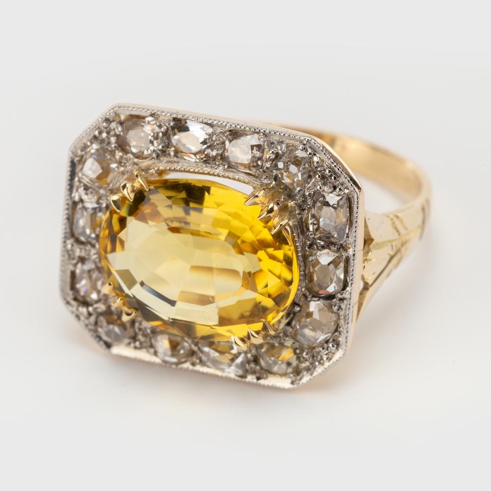 Vintage 4.01 Carat Yellow Beryl & 0.85 Carat Diamond Cluster Ring (1 of 5) Vintage 4.01 Carat Yellow Beryl & 0.85 Carat Diamond Cluster Ring (1 of 5)