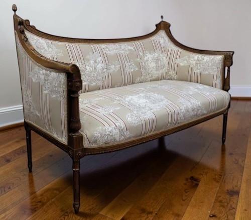 Edwardian Walnut Drawing Room Sofa (1 of 8) Edwardian Walnut Drawing Room Sofa (1 of 8)