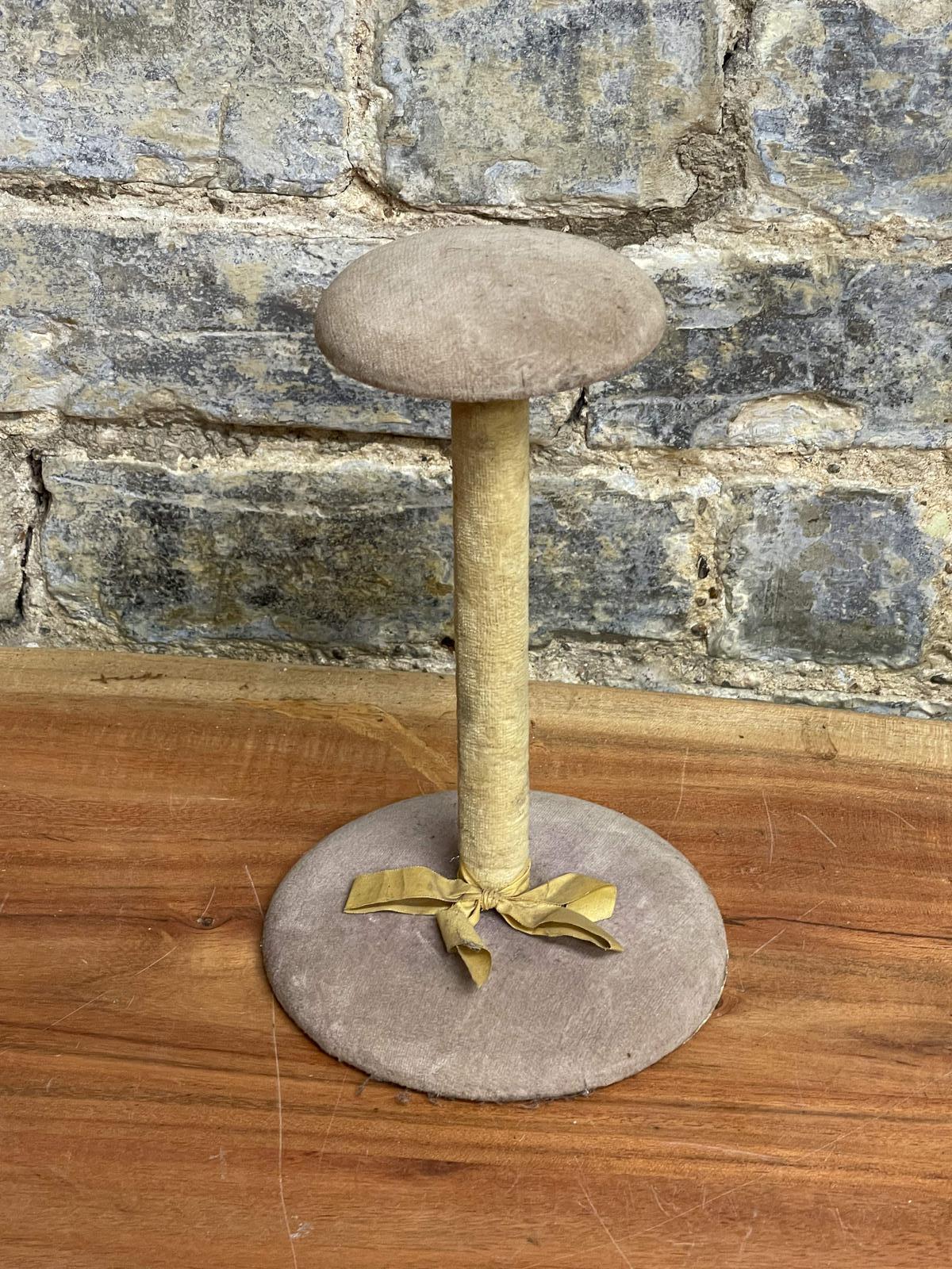 1950's Velvet Hat Stand (1 of 5)