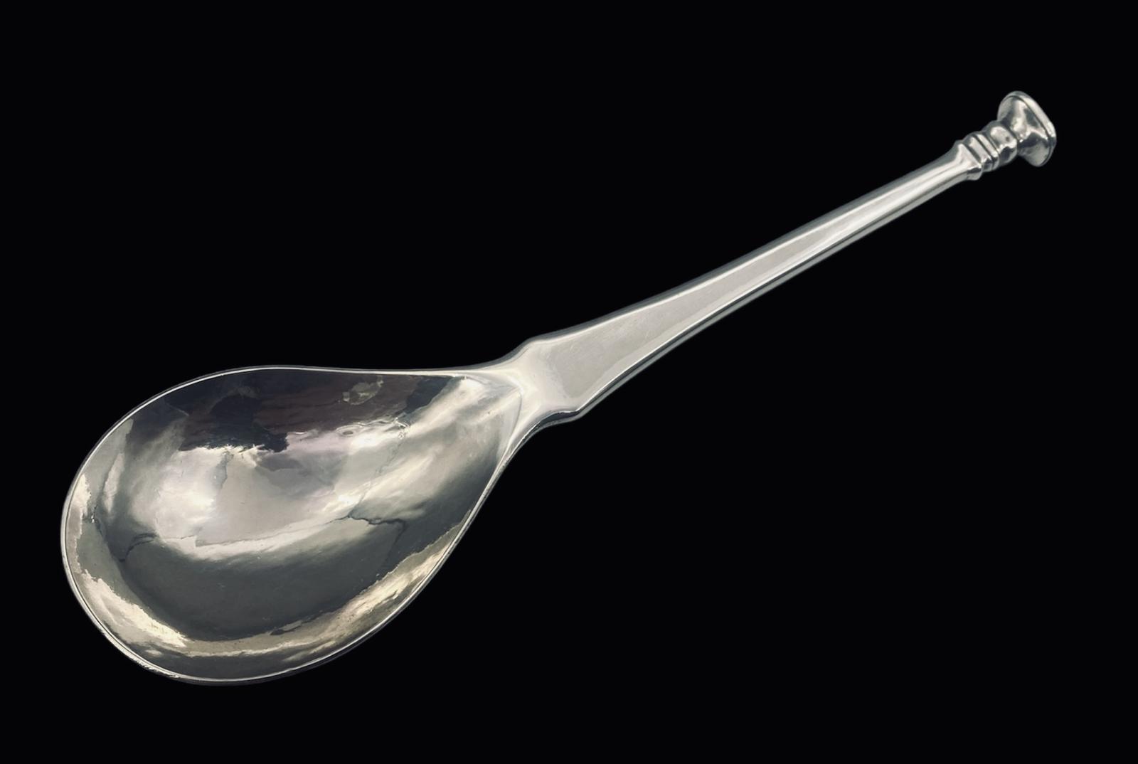 Arts & Crafts Silver Seal Top Spoon by the Guild of Handicrafts - London 1927 (1 of 7)