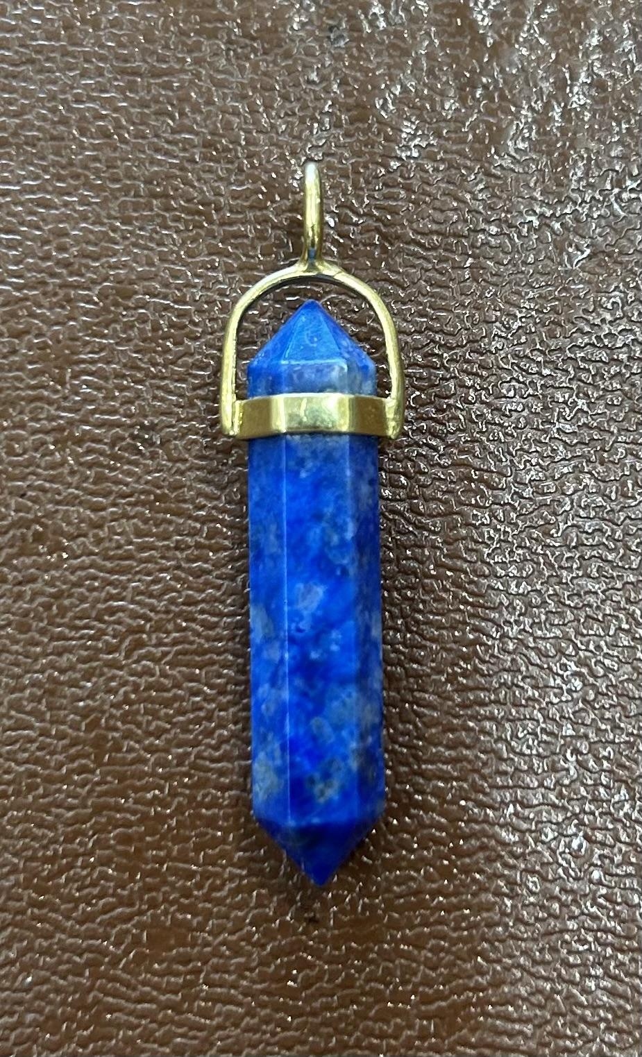 Yellow Metal and Lapis Lazuli Pendant (1 of 2) Yellow Metal and Lapis Lazuli Pendant (1 of 2)