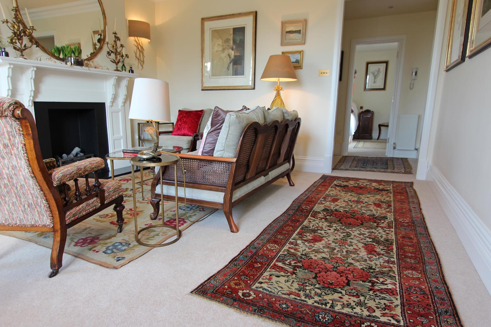 Farnham Antique Carpets image (9 of 12) Farnham Antique Carpets image (9 of 12)