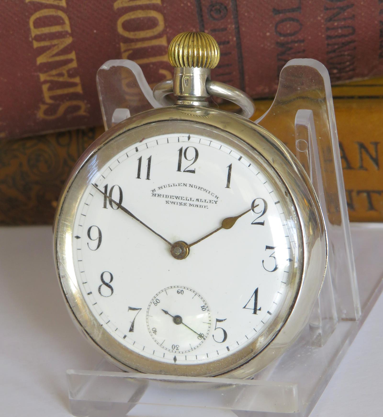 Pocket Watch : Antique Silver Omega Pocket Watch (1 of 5) Pocket Watch : Antique Silver Omega Pocket Watch (1 of 5)