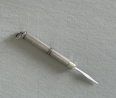 Vintage Silver Propelling Toothpick (1 of 6)