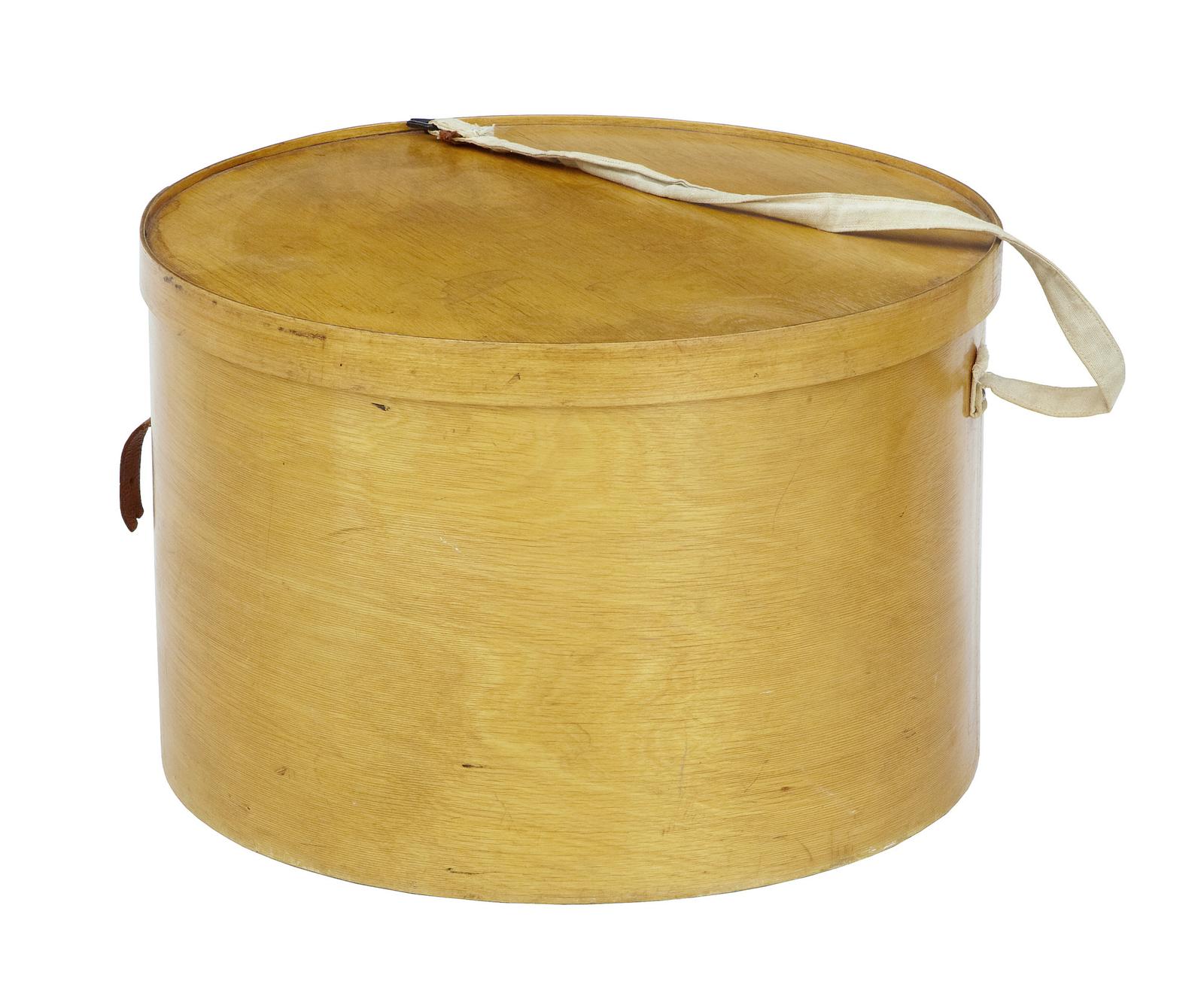 Early 20th Century Luterma Reval Birch Bent Wood Hat Box (1 of 4)