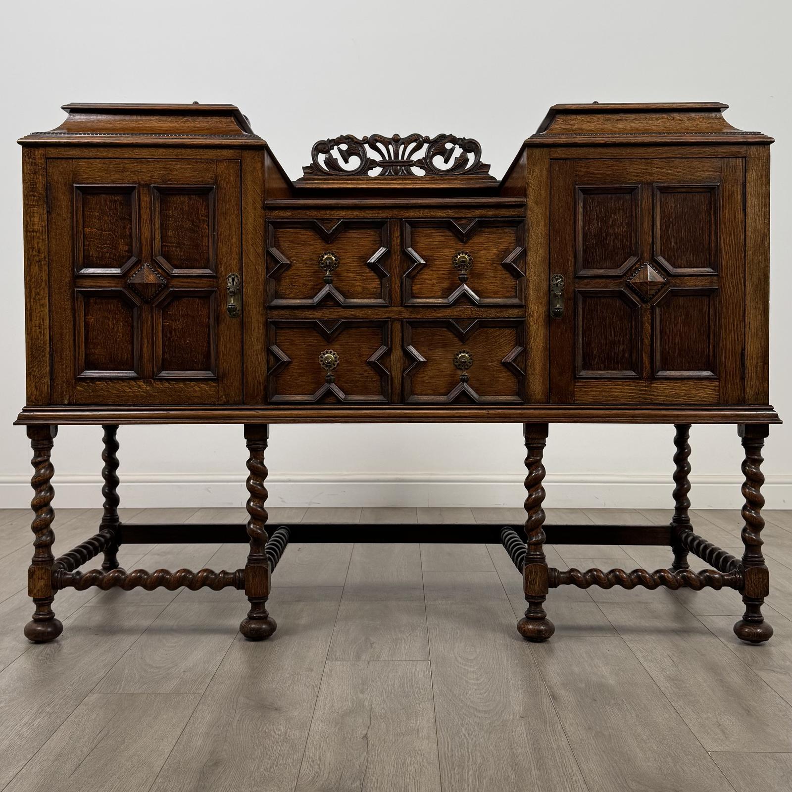 Antique 20th Century Jacobean Style Sideboard In Golden Oak (1 of 13) Antique 20th Century Jacobean Style Sideboard In Golden Oak (1 of 13)