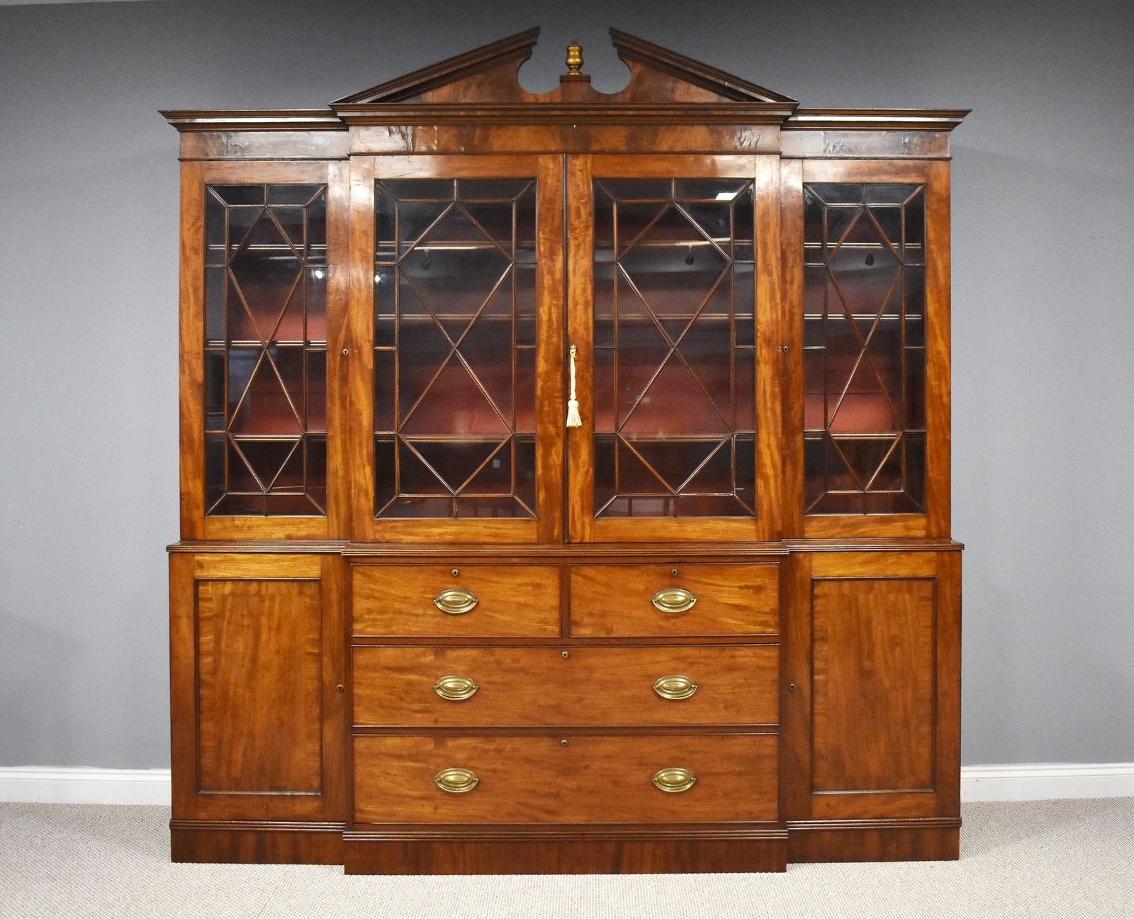 George III Mahogany Breakfront Bookcase (1 of 14) George III Mahogany Breakfront Bookcase (1 of 14)