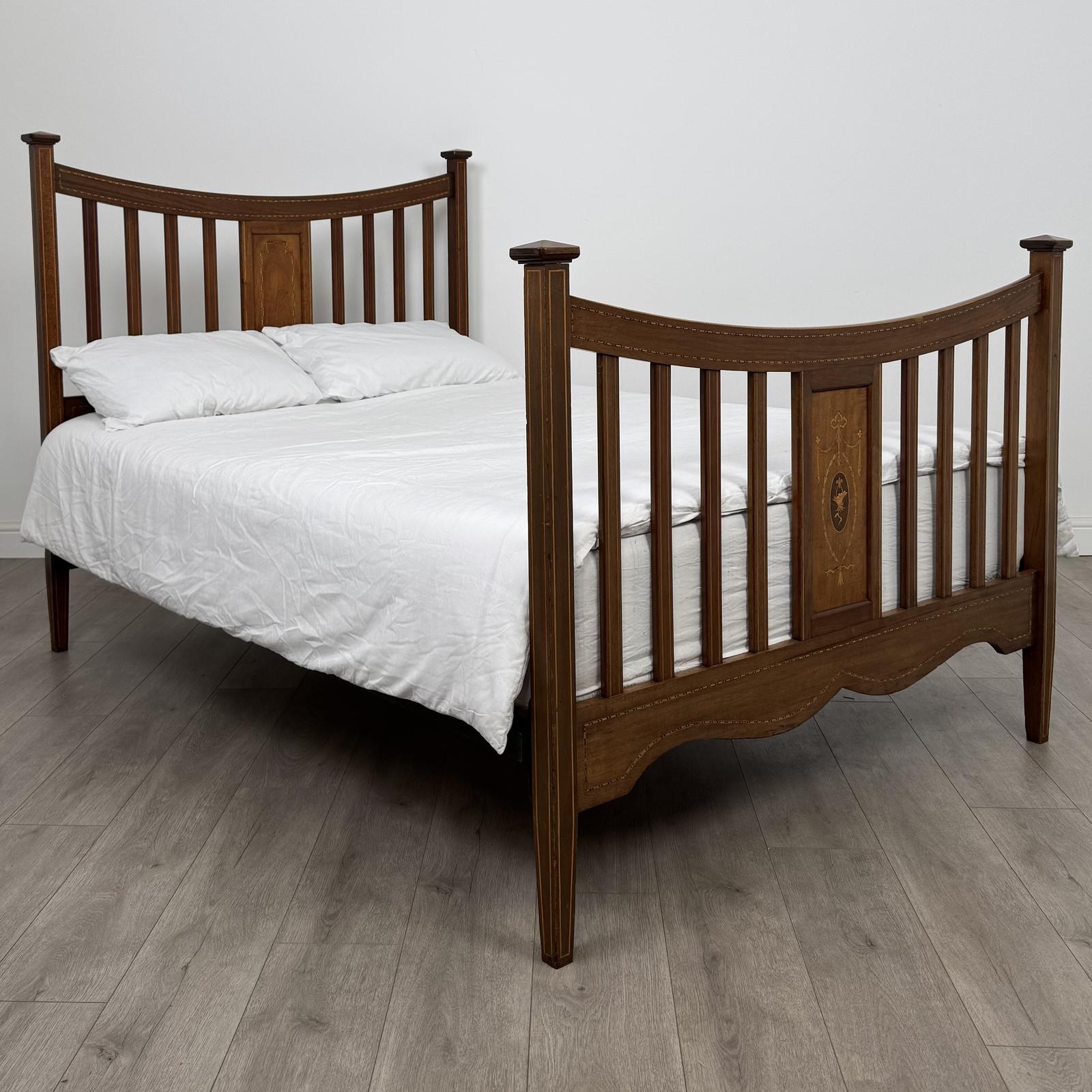 Antique 20th Century Inlaid Edwardian Double Bed in Mahogany (1 of 8) Antique 20th Century Inlaid Edwardian Double Bed in Mahogany (1 of 8)