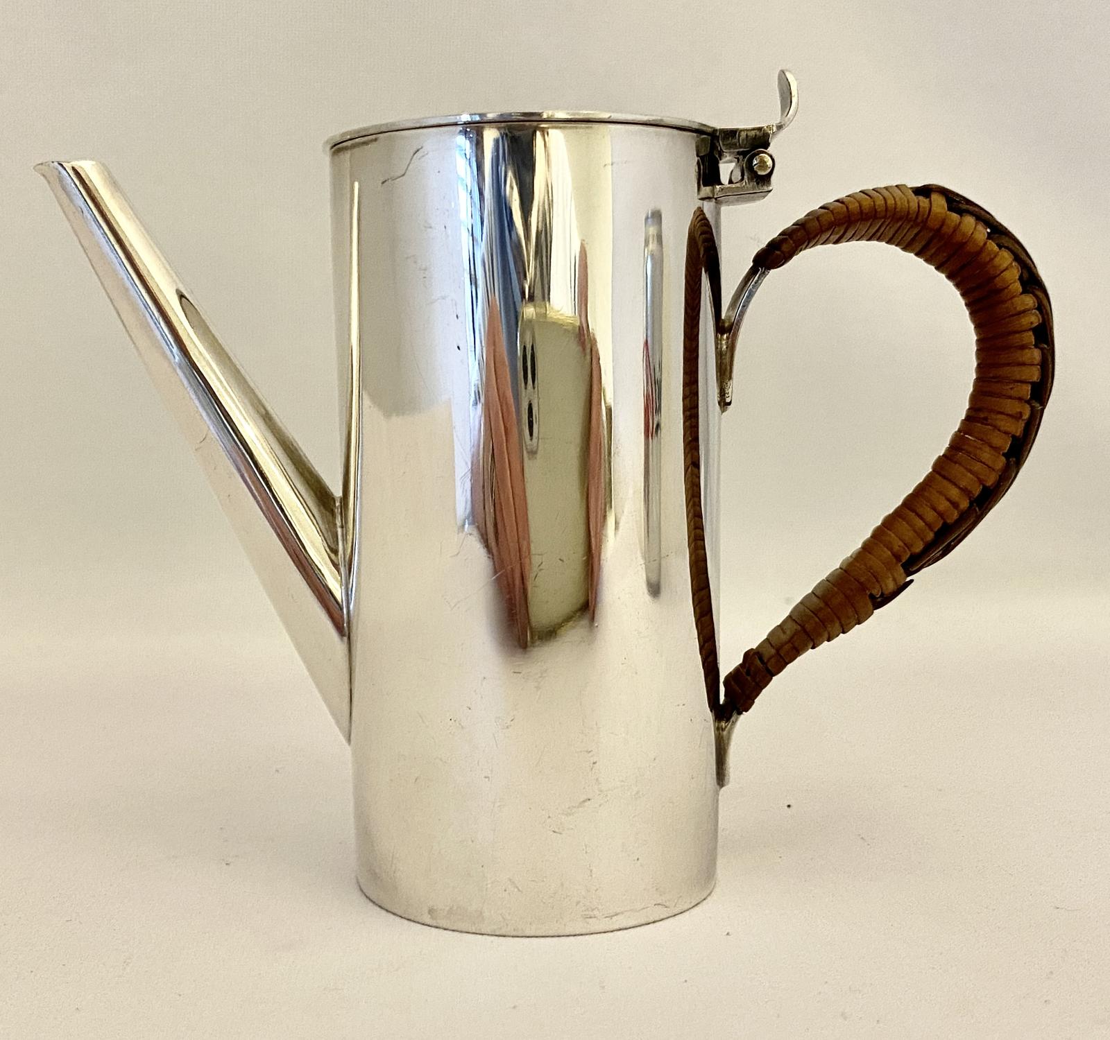 Neat Little Silver Plated Jug c.1910 (1 of 5) Neat Little Silver Plated Jug c.1910 (1 of 5)