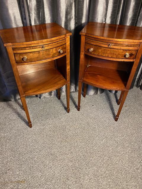 Pair Of  Mahogany Bedside Cabinets (1 of 5)