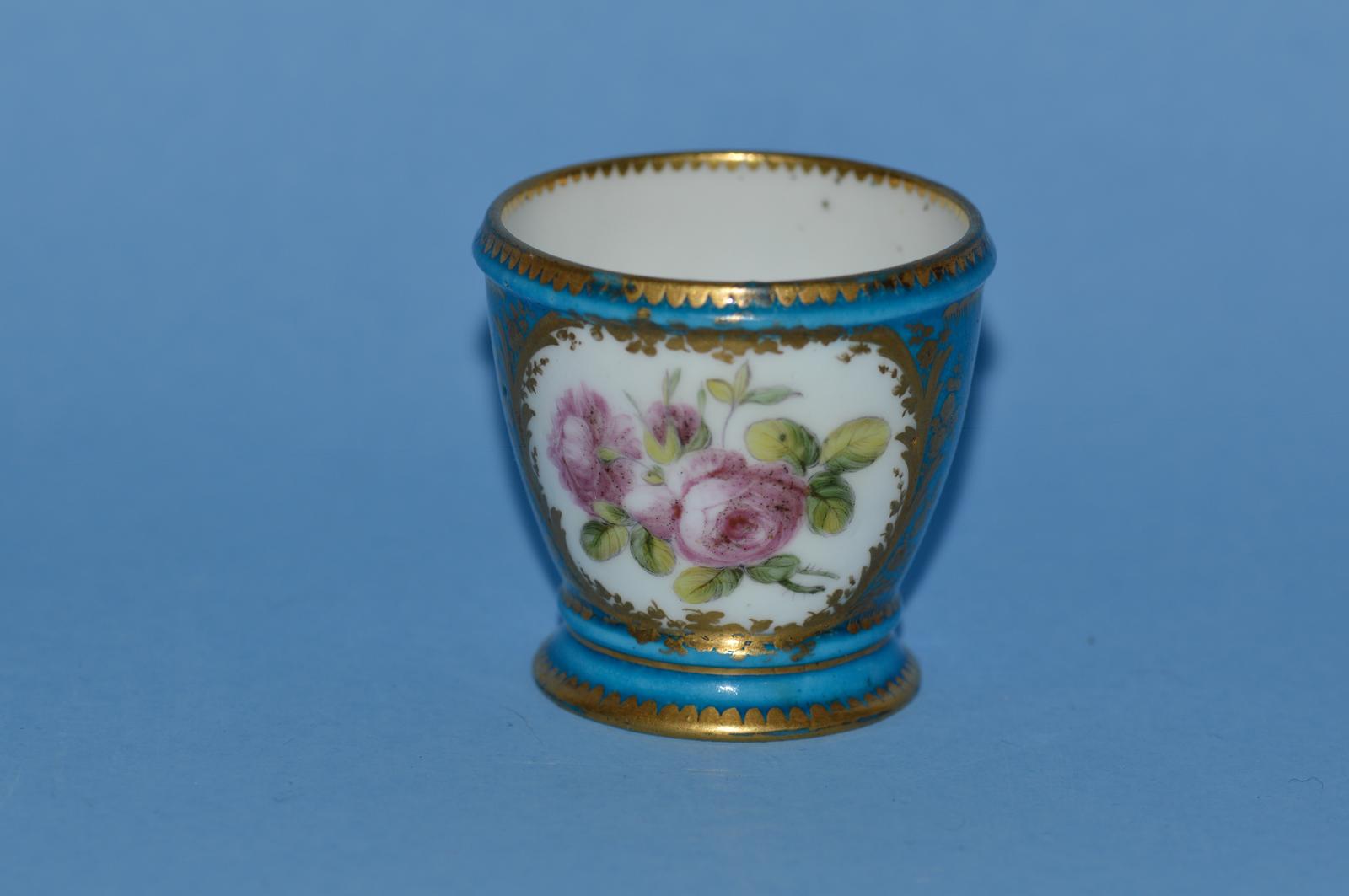 Rare Sevres 18th Century Porcelain Egg Cup (1 of 7)