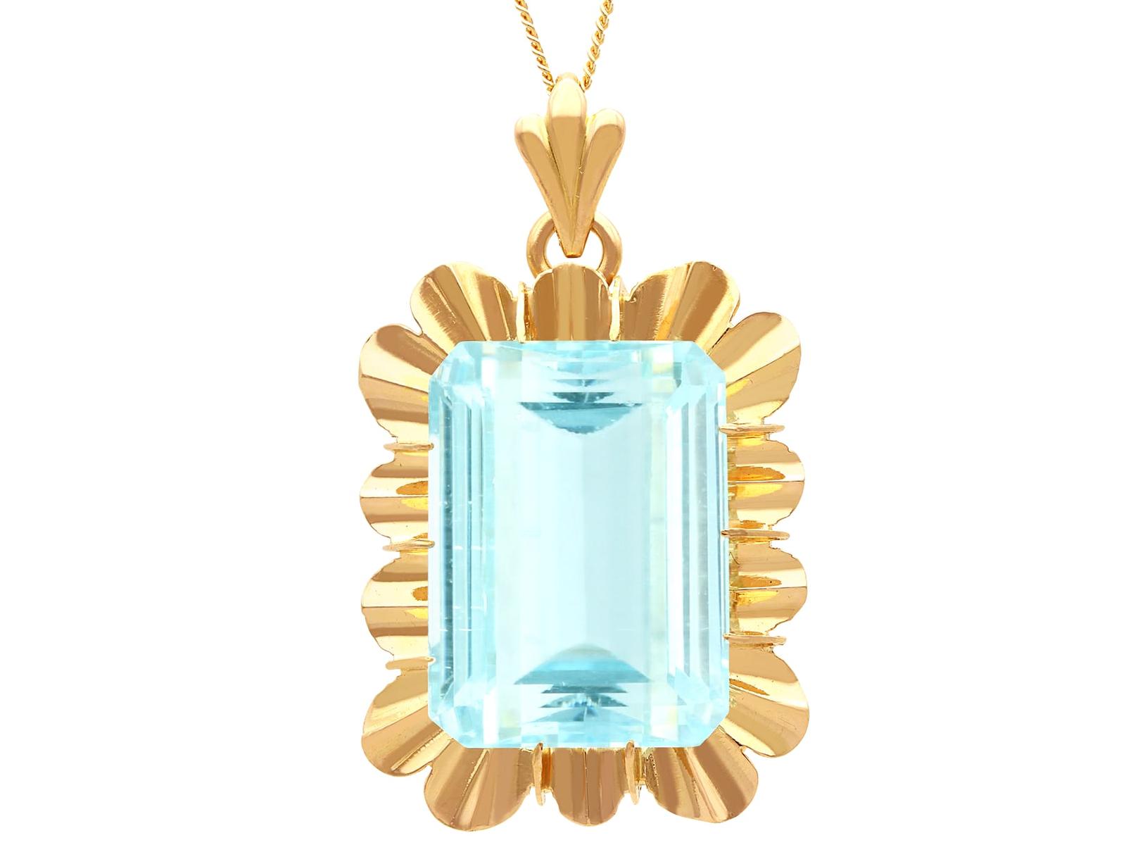 Vintage 23.66ct Aquamarine & 18ct Yellow Gold Pendant (1 of 9)