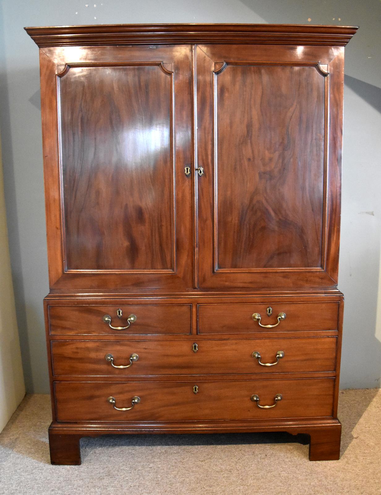 Mid 18th Century Mahogany Linen Press (1 of 8)