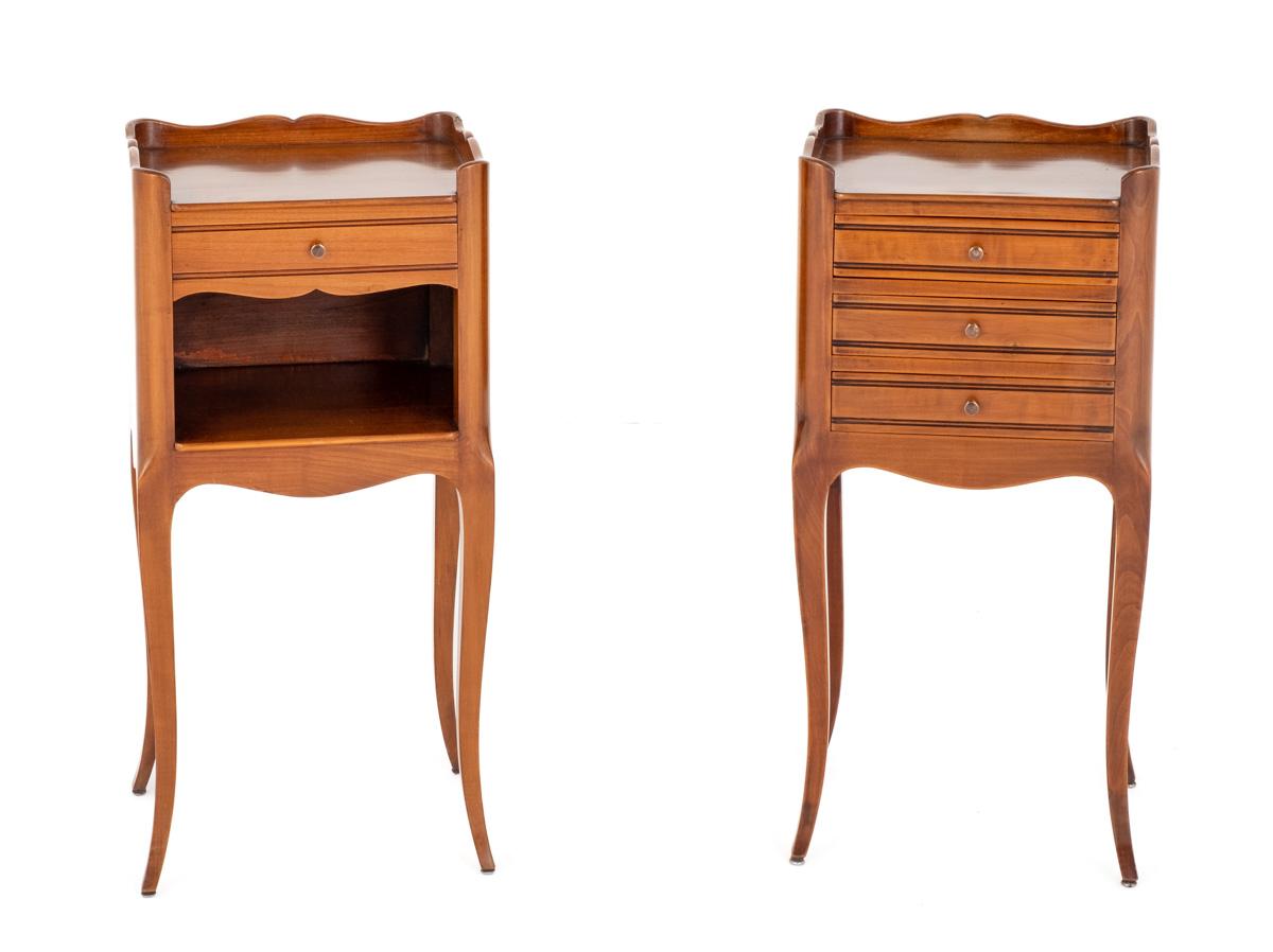 Pair of French Walnut Bedside Cabinets (1 of 5)