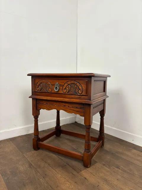 Reproduction ‘old Charm’ Carved Oak Side Table / Lamp Table with Drawer (1 of 13) Reproduction ‘old Charm’ Carved Oak Side Table / Lamp Table with Drawer (1 of 13)