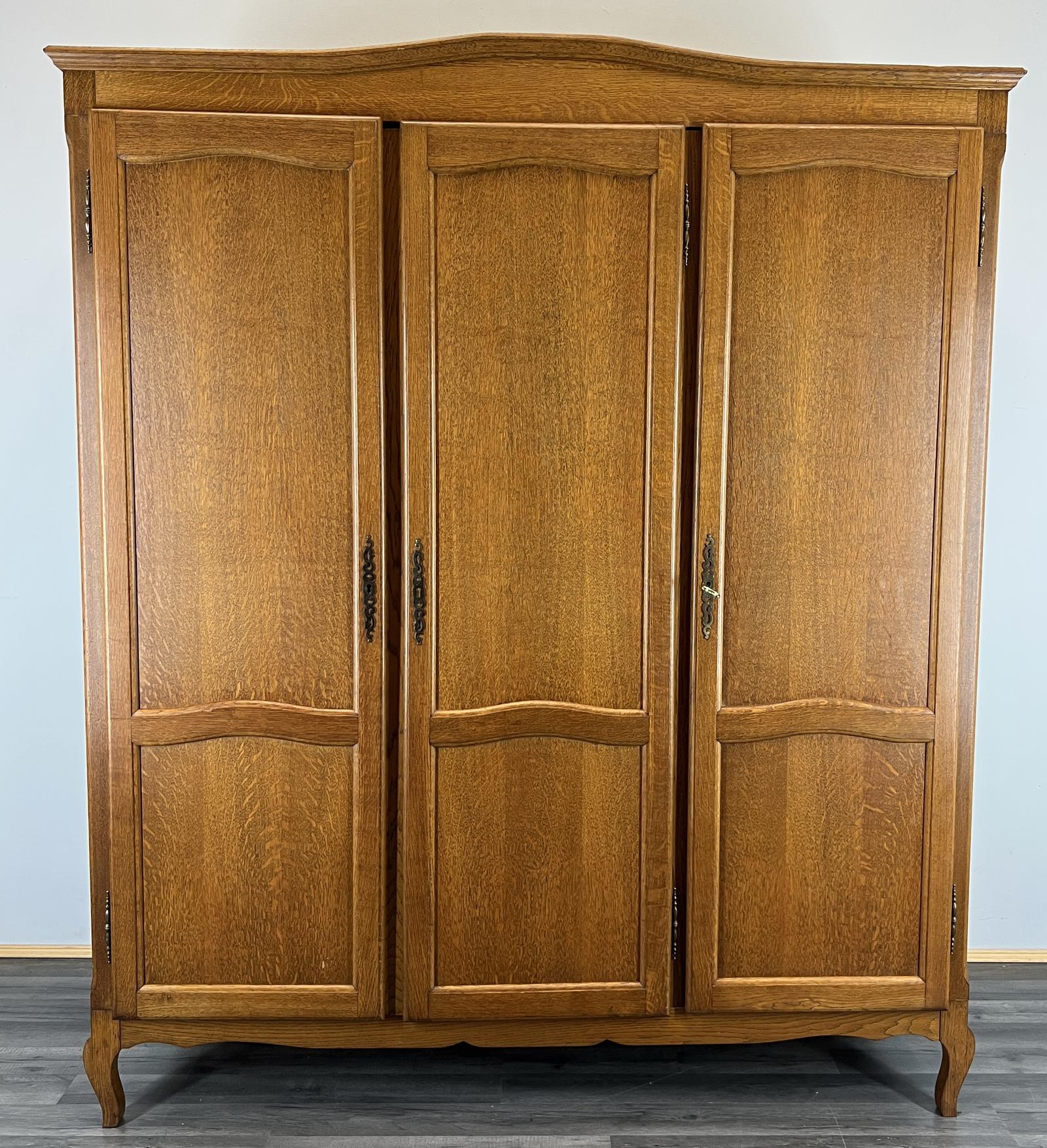Wardrobe French Vintage Oak 3 Door Closet Armoire Retro (1 of 7) Wardrobe French Vintage Oak 3 Door Closet Armoire Retro (1 of 7)