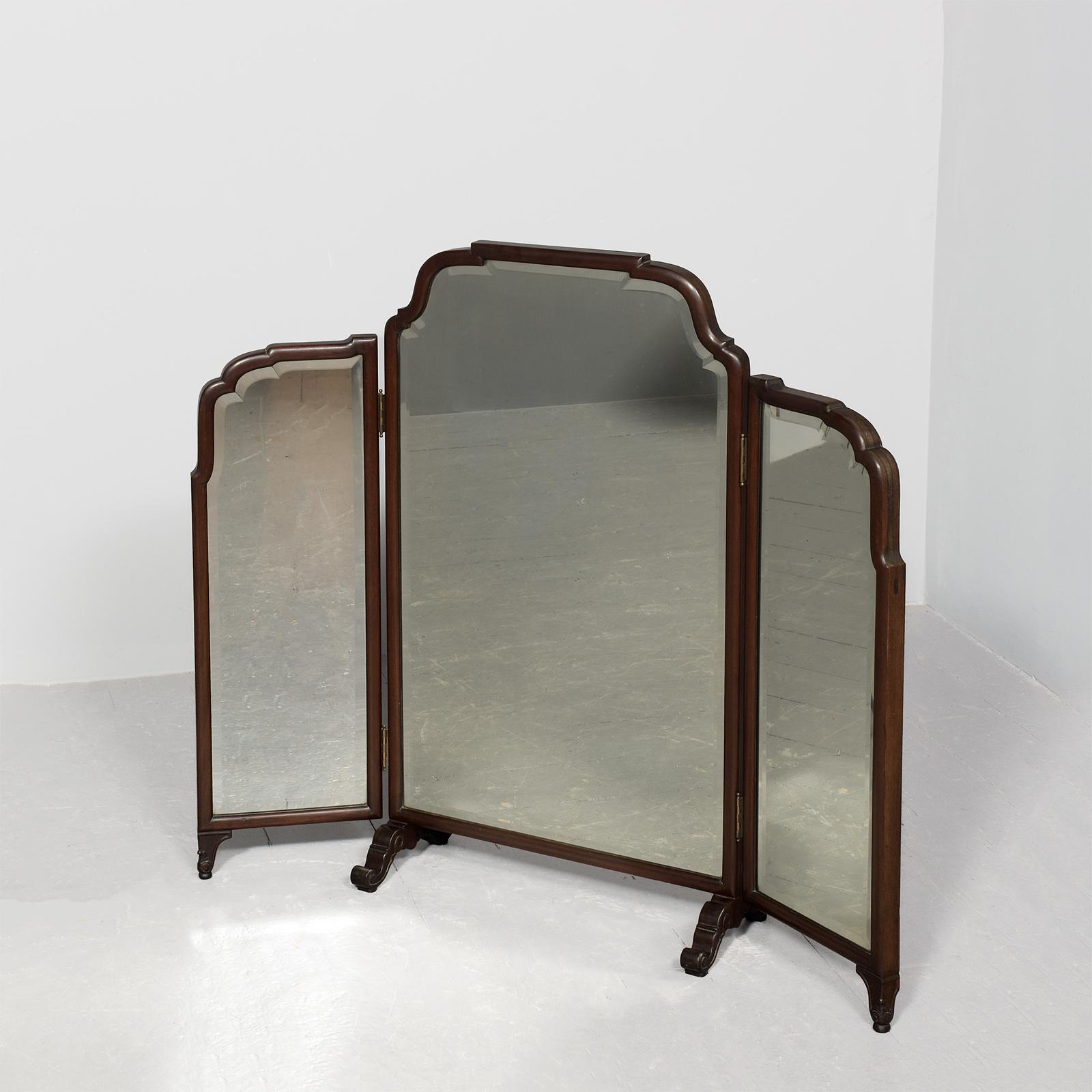 Whytock and Reid of Edinburgh, Beveled-edge, Tryptic Dressing Mirror (1 of 6) Whytock and Reid of Edinburgh, Beveled-edge, Tryptic Dressing Mirror (1 of 6)