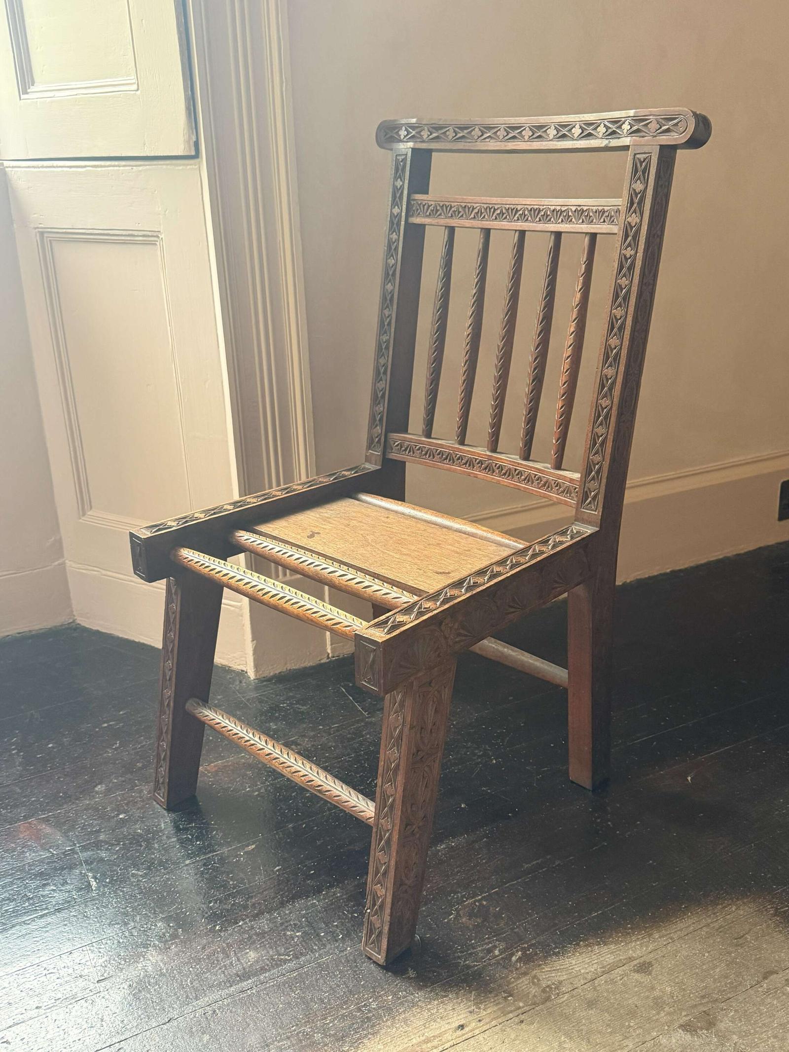 Scottish vernacular Caithness chip-carved oak crofter chair c.1918-39 (1 of 28)