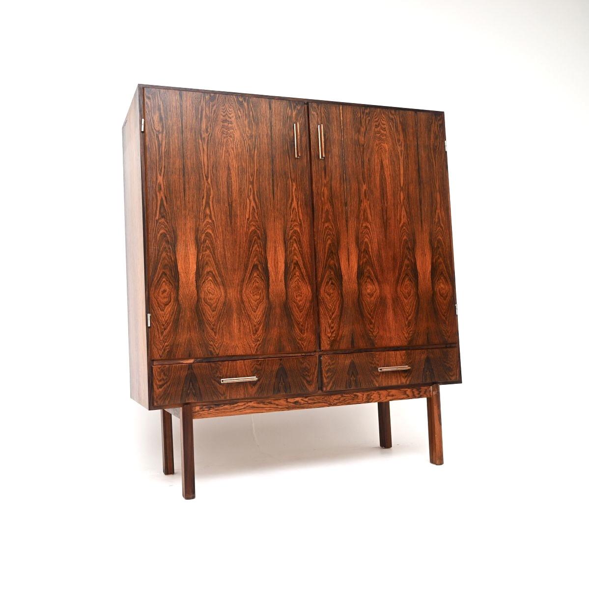 Danish Vintage Rosewood Drinks Cabinet by Axel Christensen (1 of 10) Danish Vintage Rosewood Drinks Cabinet by Axel Christensen (1 of 10)