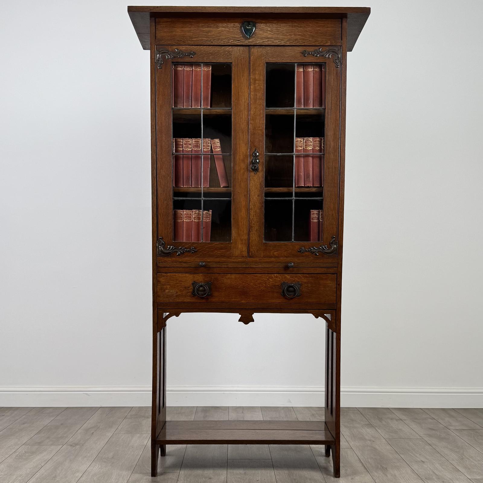 Antique 20th Century Fine Quality Art & Crafts Display Cabinet (1 of 13)