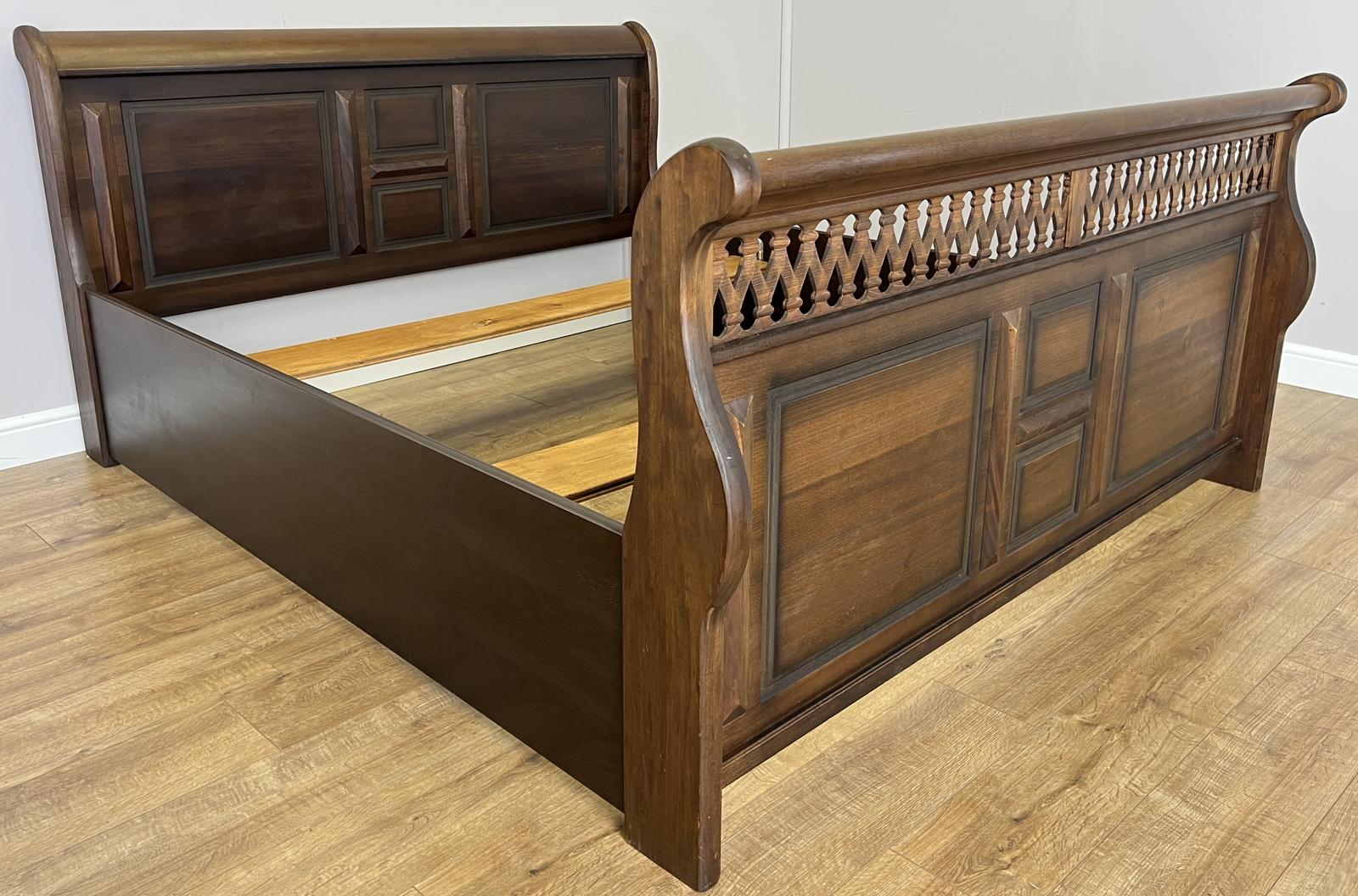 Bed Vintage French Super King Bed Frame (180cm x 200cm Headboard) (1 of 9) Bed Vintage French Super King Bed Frame (180cm x 200cm Headboard) (1 of 9)