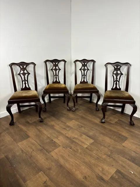 Victorian Set of Four Mahogany Dining Chairs (1 of 15) Victorian Set of Four Mahogany Dining Chairs (1 of 15)
