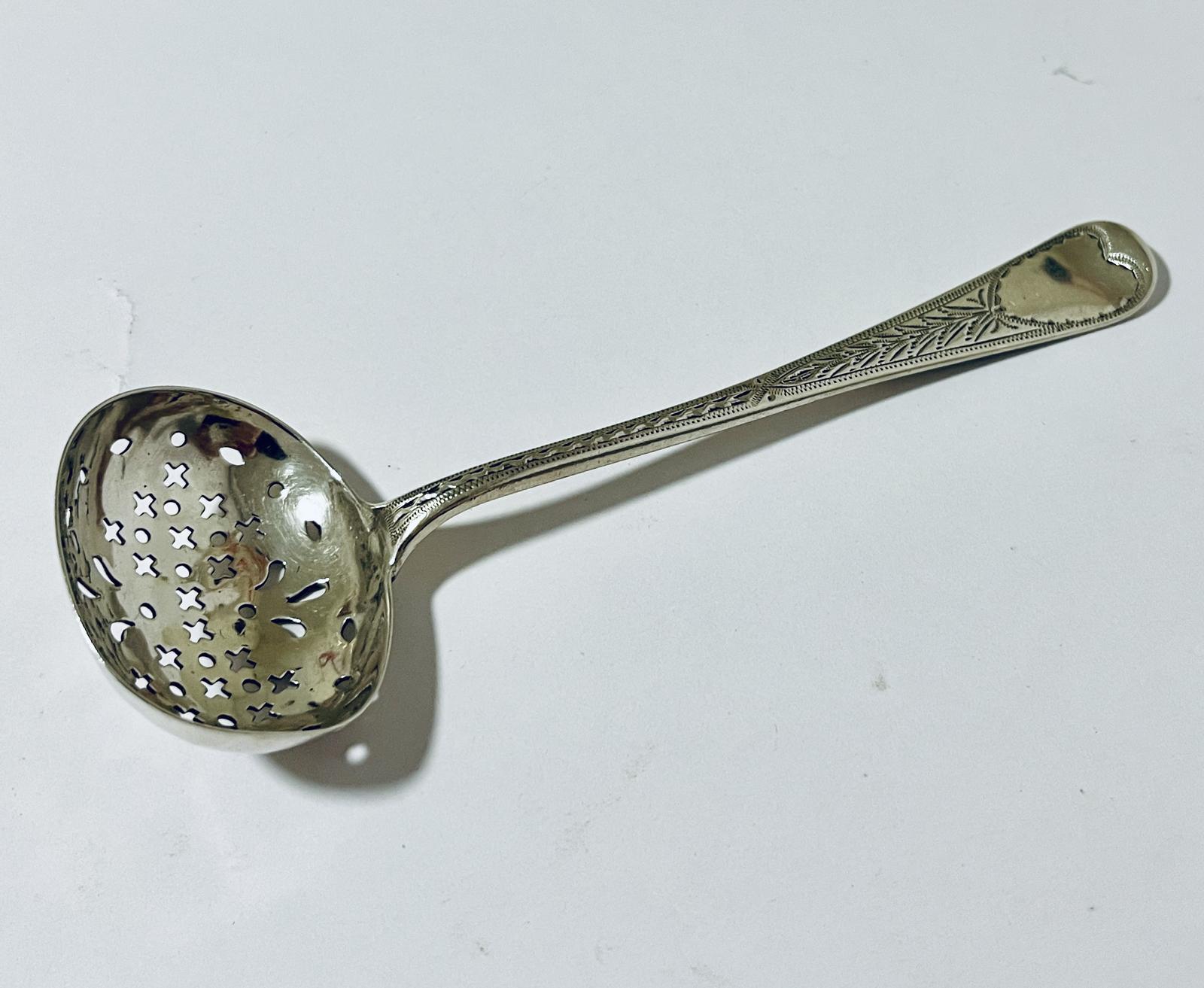 Georgian Irish Silver Sugar Sifter (1 of 8)