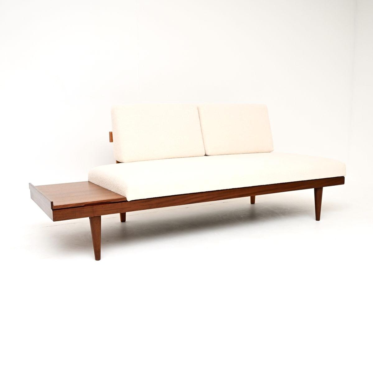 Vintage Scandinavian Sofa / Day Bed by Ingmar Relling (1 of 14) Vintage Scandinavian Sofa / Day Bed by Ingmar Relling (1 of 14)