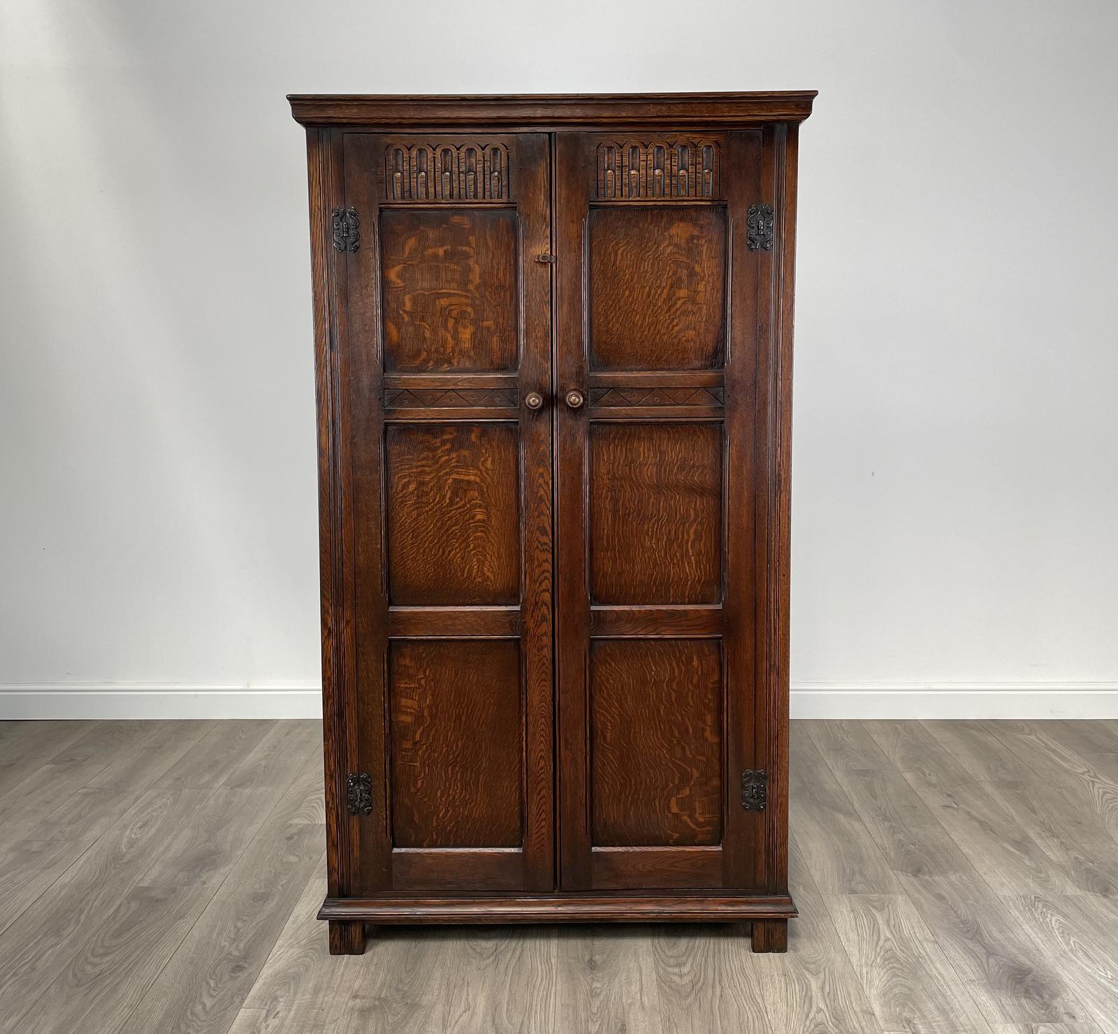 Antique Edwardian Wardrobe in Solid Oak (1 of 12) Antique Edwardian Wardrobe in Solid Oak (1 of 12)
