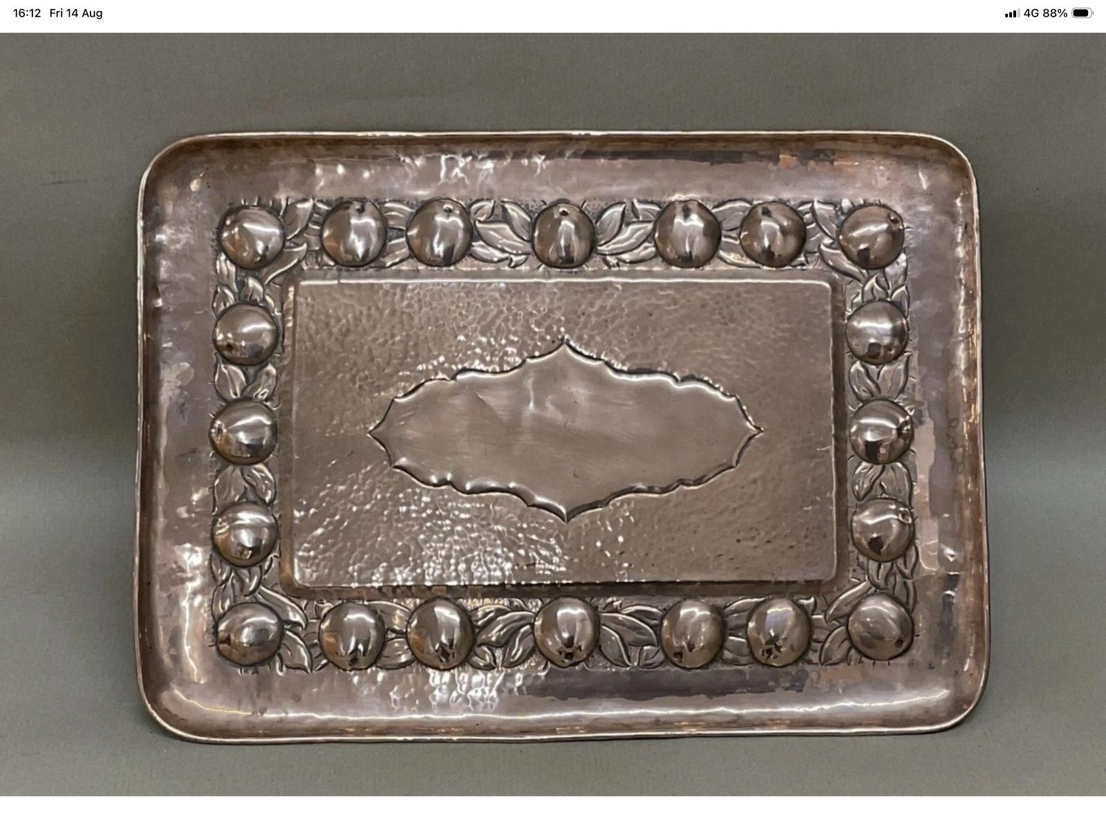 Arts & Crafts Newlyn Hammered & Repousse Copper Tray Antique c.1900 (1 of 6) Arts & Crafts Newlyn Hammered & Repousse Copper Tray Antique c.1900 (1 of 6)