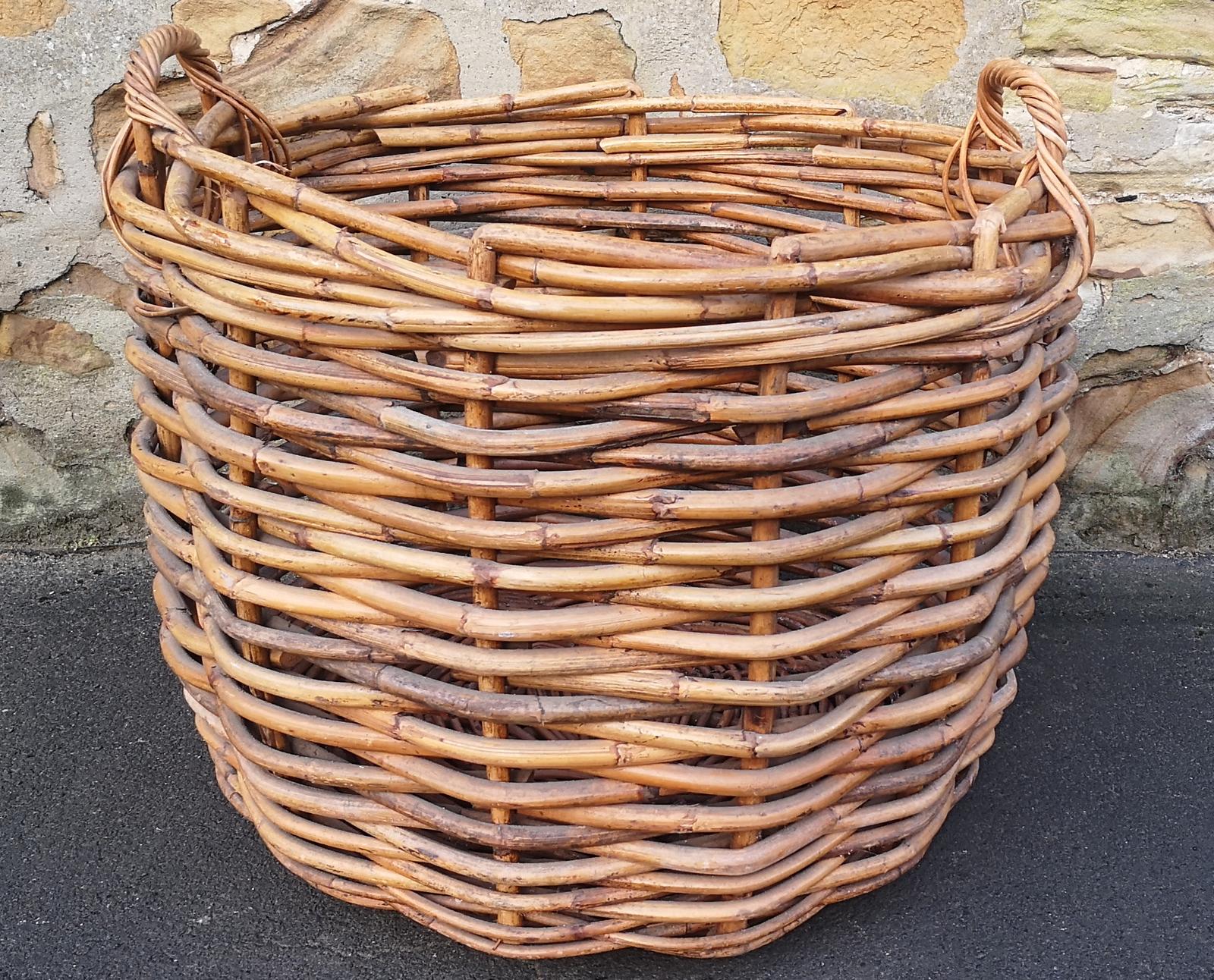 Large Country House Wicker Log Basket (1 of 12)