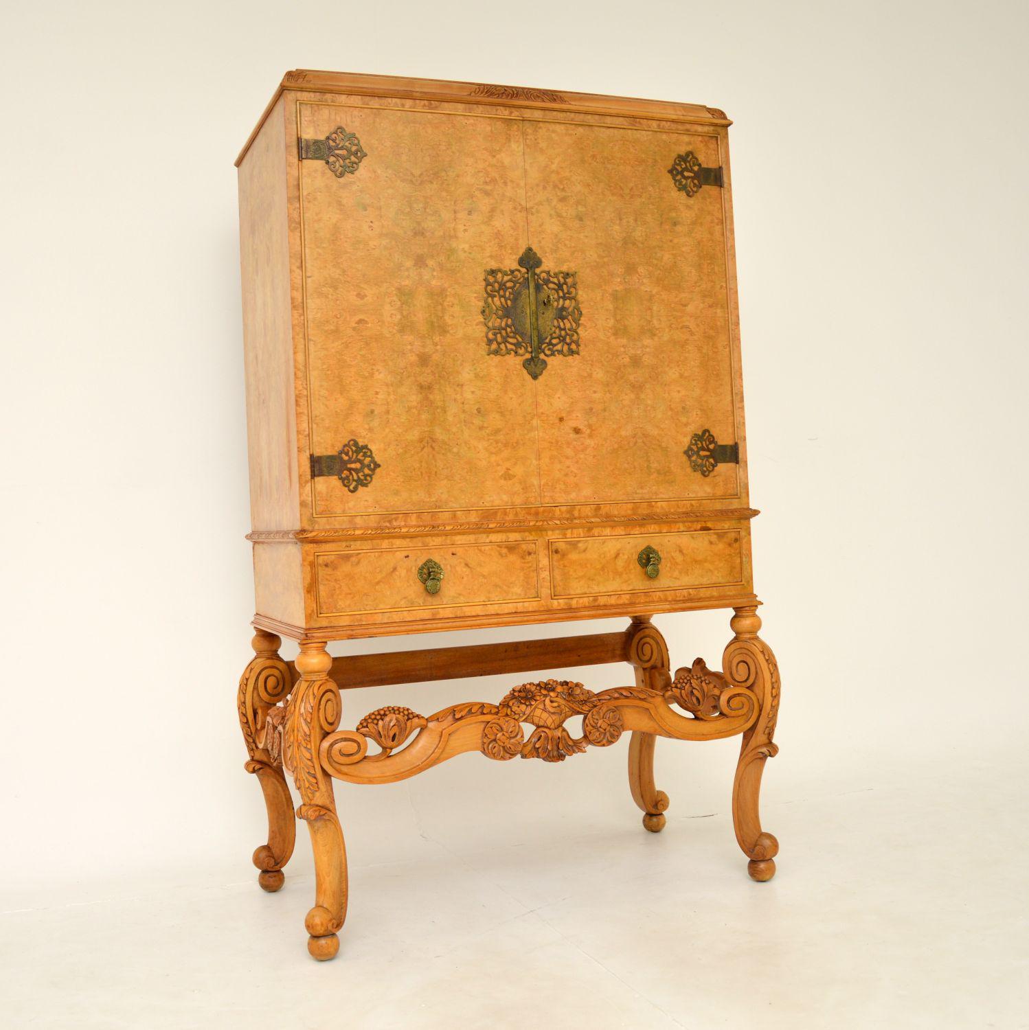 Antique Burr Walnut Carolean Style Cocktail Drinks Cabinet by Hille (1 of 15) Antique Burr Walnut Carolean Style Cocktail Drinks Cabinet by Hille (1 of 15)