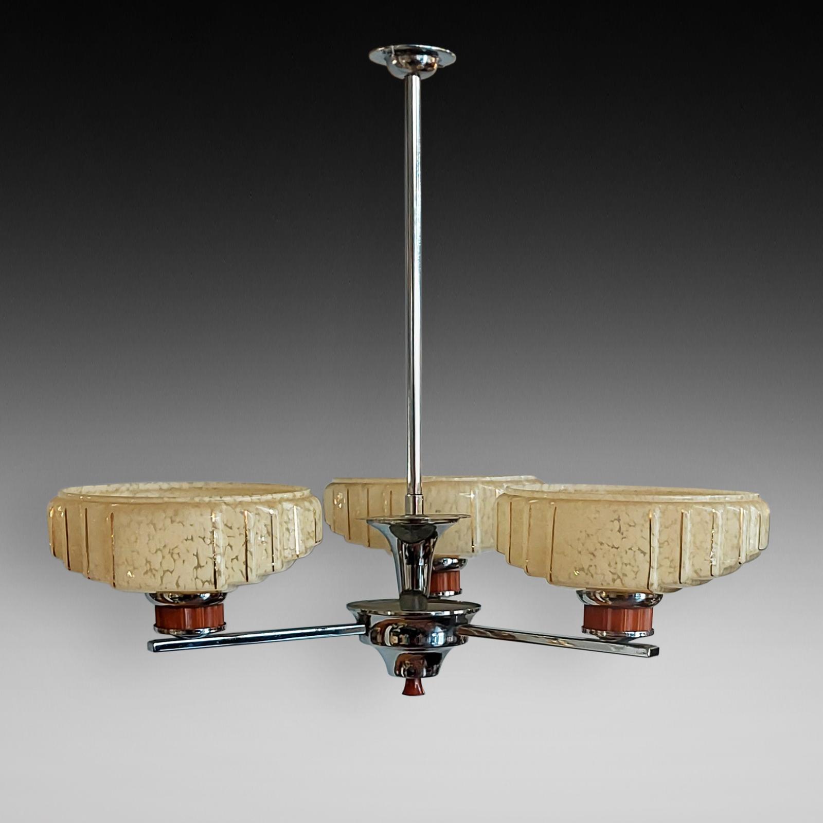 Suite of Art Deco Light Fittings (1 of 9)