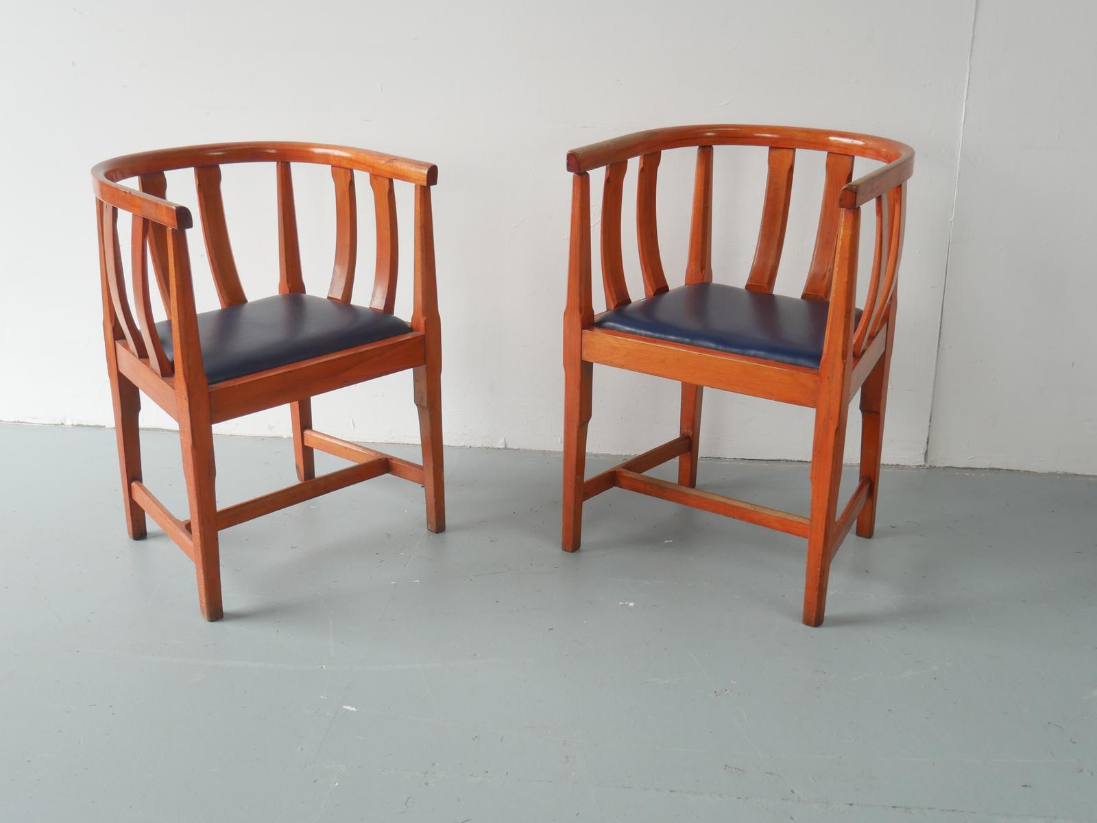 Pair of Tub Armchairs (1 of 12) Pair of Tub Armchairs (1 of 12)