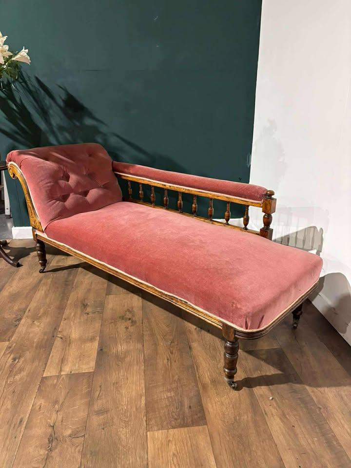 Edwardian Beech Framed Chaise Longue (1 of 16)