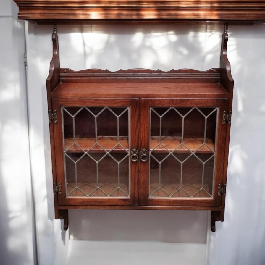 Old Charm Wood Brothers / Oak Hanging Corner Cabinet / Carved Oak Leaded Glass Door  / Tudor Brown Colour / Dated 1970s (1 of 7)