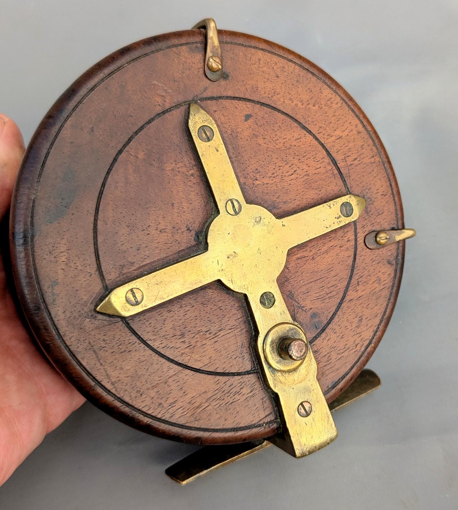 Antique Nottingham Style Star Back Fishing Reel (1 of 1) Antique Nottingham Style Star Back Fishing Reel (1 of 1)