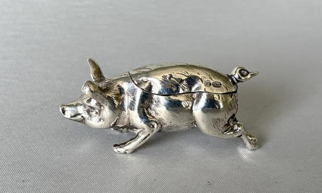 Outstanding Quality Edwardian Cast Silver Pig Snuff Box (1 of 7) Outstanding Quality Edwardian Cast Silver Pig Snuff Box (1 of 7)