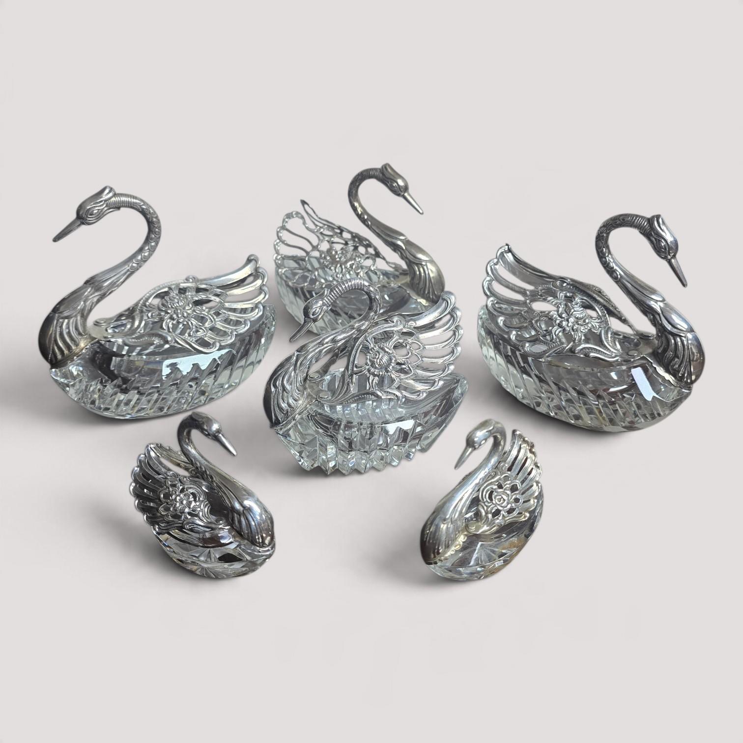 Seven Outstanding Cut Glass & Silver Swans (1 of 19) Seven Outstanding Cut Glass & Silver Swans (1 of 19)
