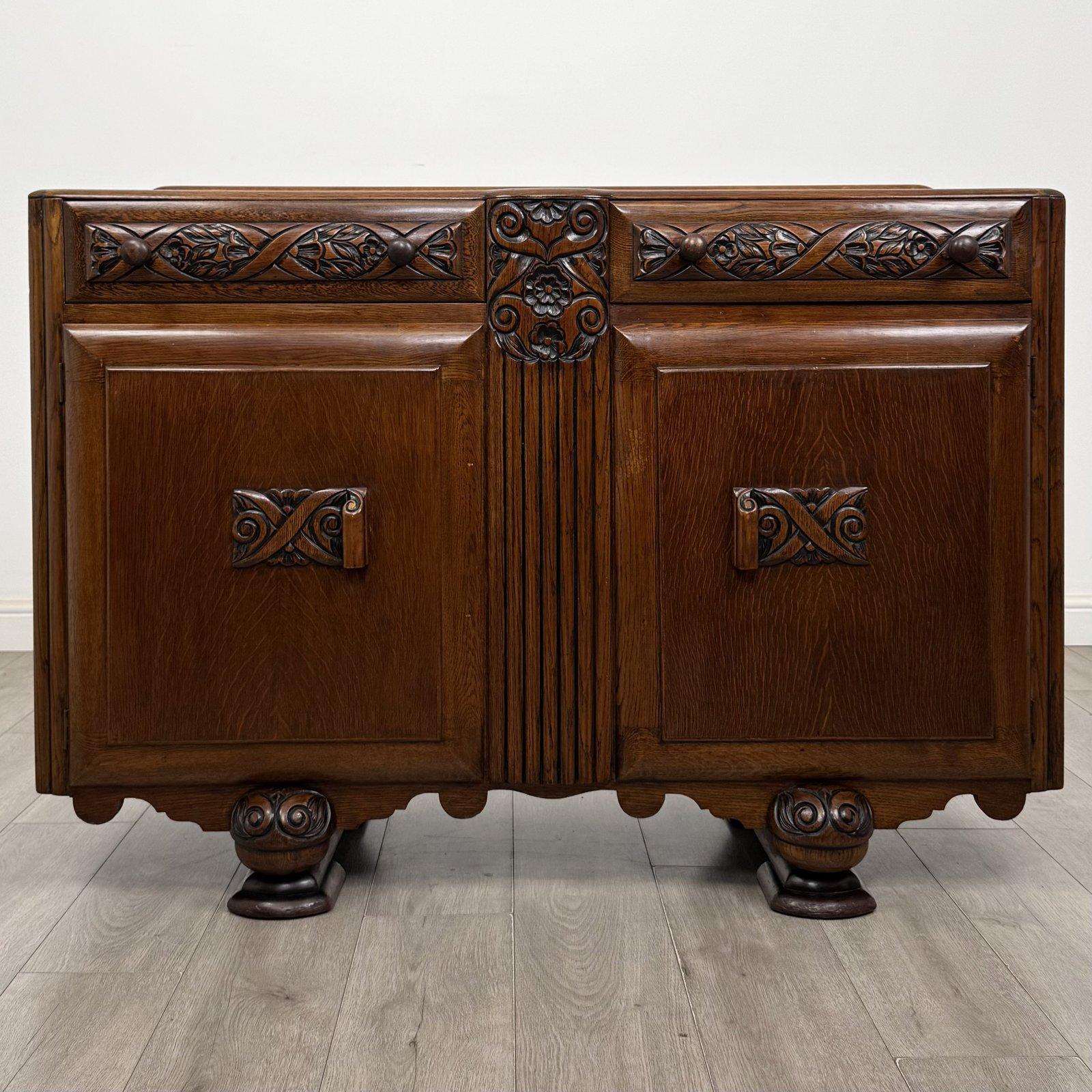 Vintage Art Deco Carved Oak Sideboard | Fluted Centre & Scroll Feet | AF-6878 (1 of 13) Vintage Art Deco Carved Oak Sideboard | Fluted Centre & Scroll Feet | AF-6878 (1 of 13)