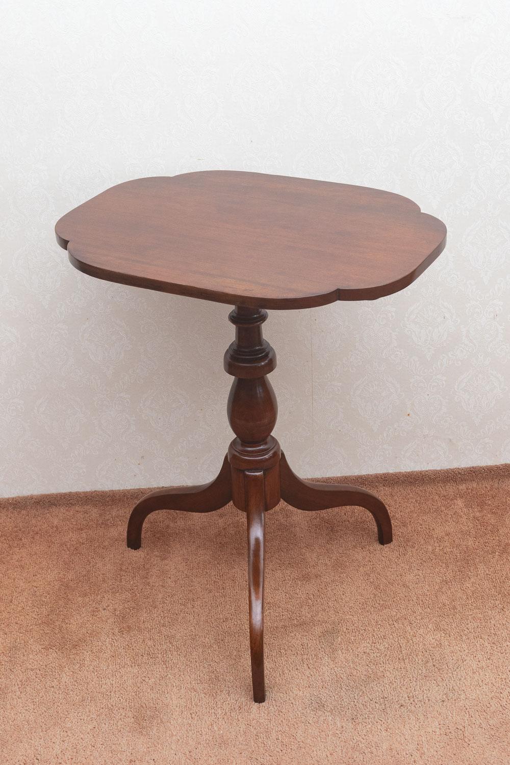 Very Pretty Georgian Mahogany Tilt Top Table (1 of 9) Very Pretty Georgian Mahogany Tilt Top Table (1 of 9)