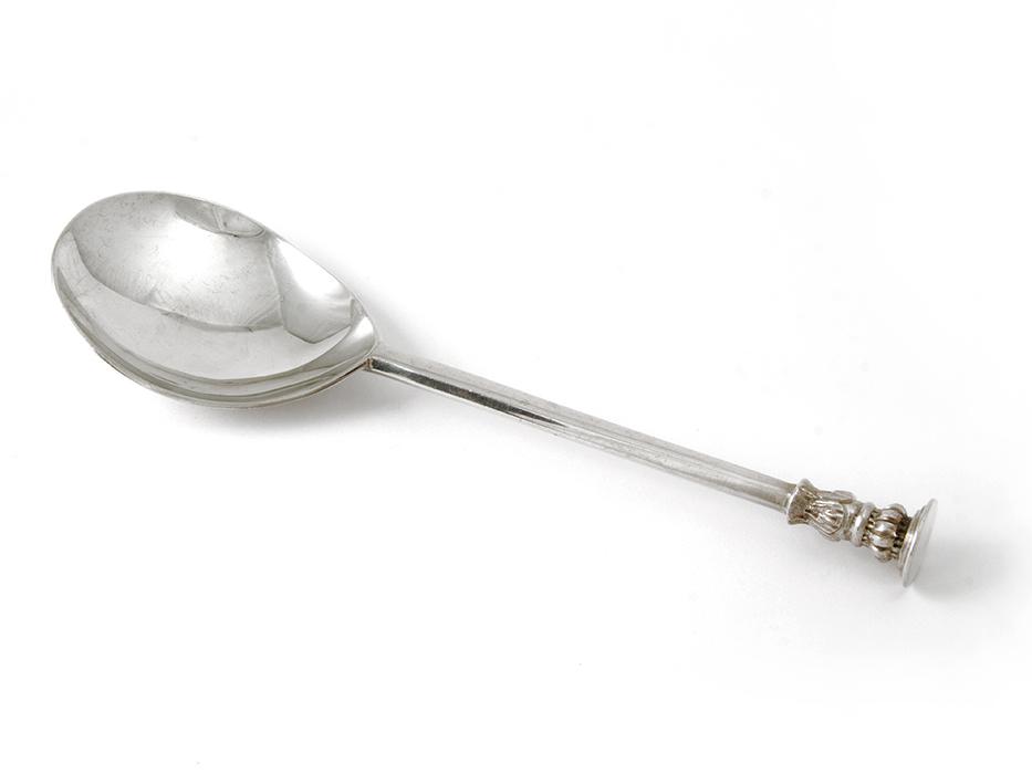 Quality Copy of a George II Seal Top Spoon (1 of 5)