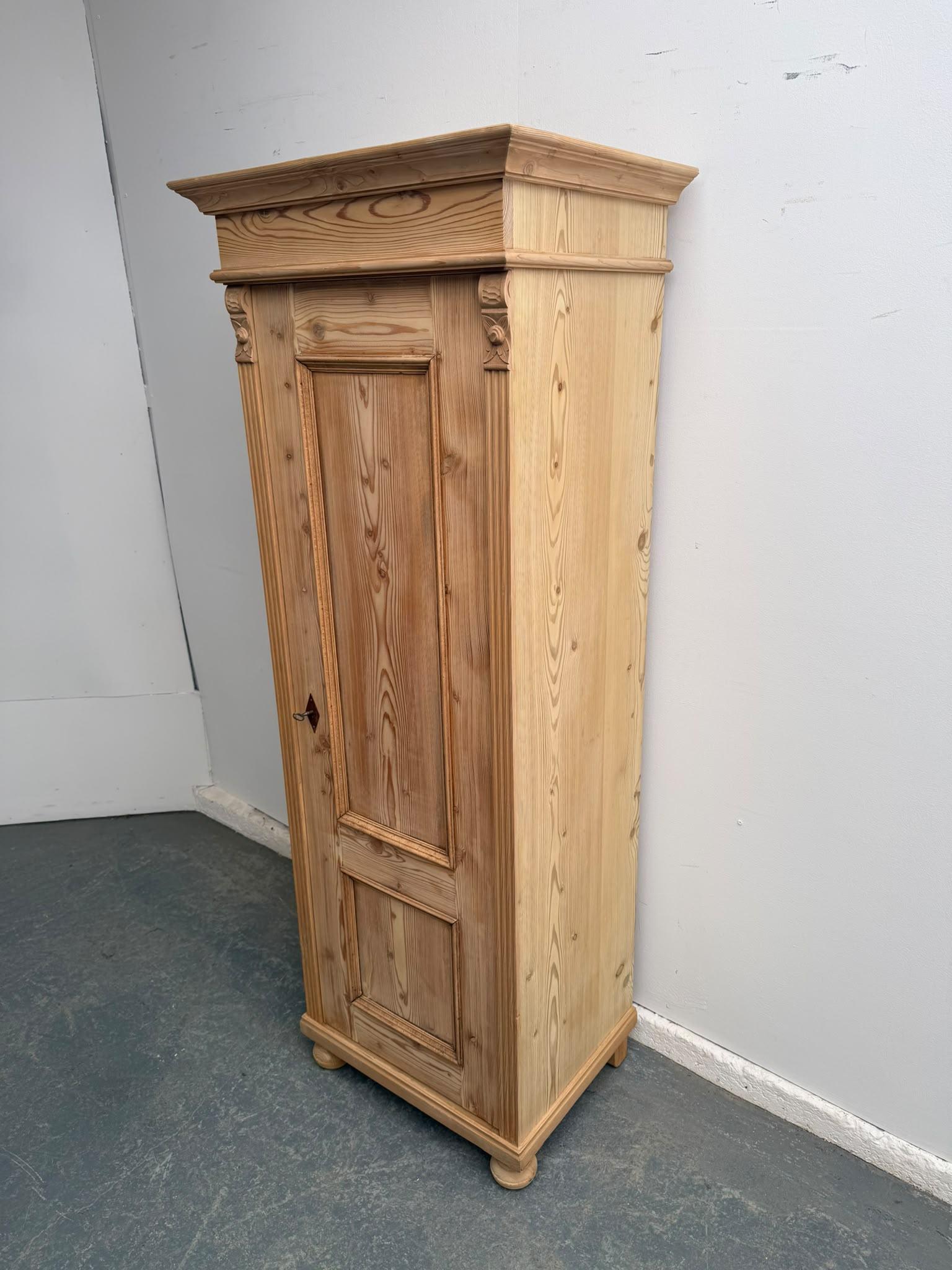 A Mint Clean Antique Pine 1 Door 2 Panel Linen Storage Cupboard to Wax/paint (1 of 10) A Mint Clean Antique Pine 1 Door 2 Panel Linen Storage Cupboard to Wax/paint (1 of 10)