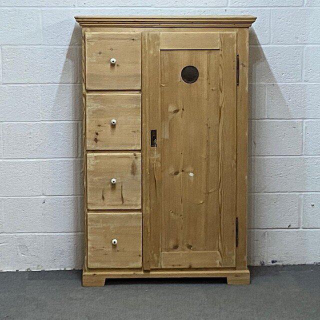 Old Pine Larder Cupboard (1 of 5) Old Pine Larder Cupboard (1 of 5)