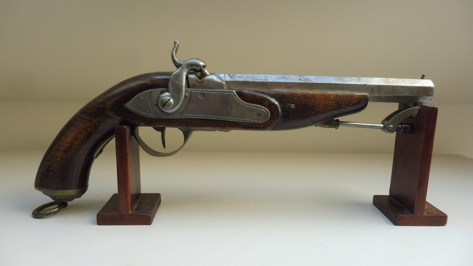 Mid 19th Century Cavalry Percussion Pistol (1 of 14)