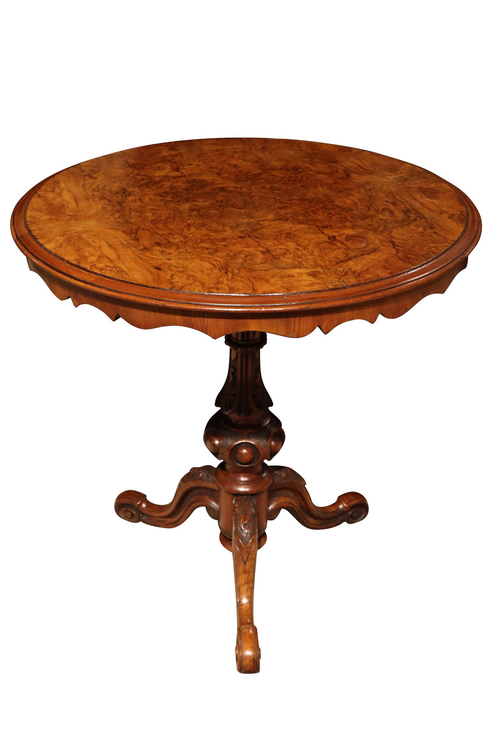 Victorian Burr Walnut Circular Tripod Table, Circa 1870 (1 of 4) Victorian Burr Walnut Circular Tripod Table, Circa 1870 (1 of 4)