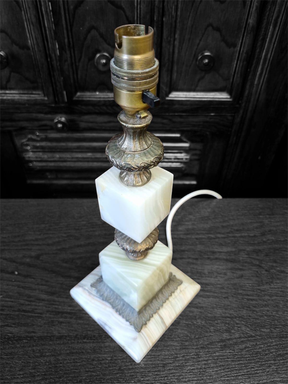 Vintage Art Deco Onyx & Brass Table Lamp c.1930 (1 of 5)