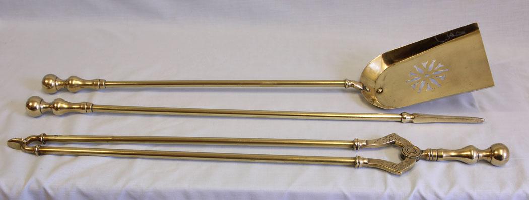 Set Brass Fire Irons (1 of 3) Set Brass Fire Irons (1 of 3)