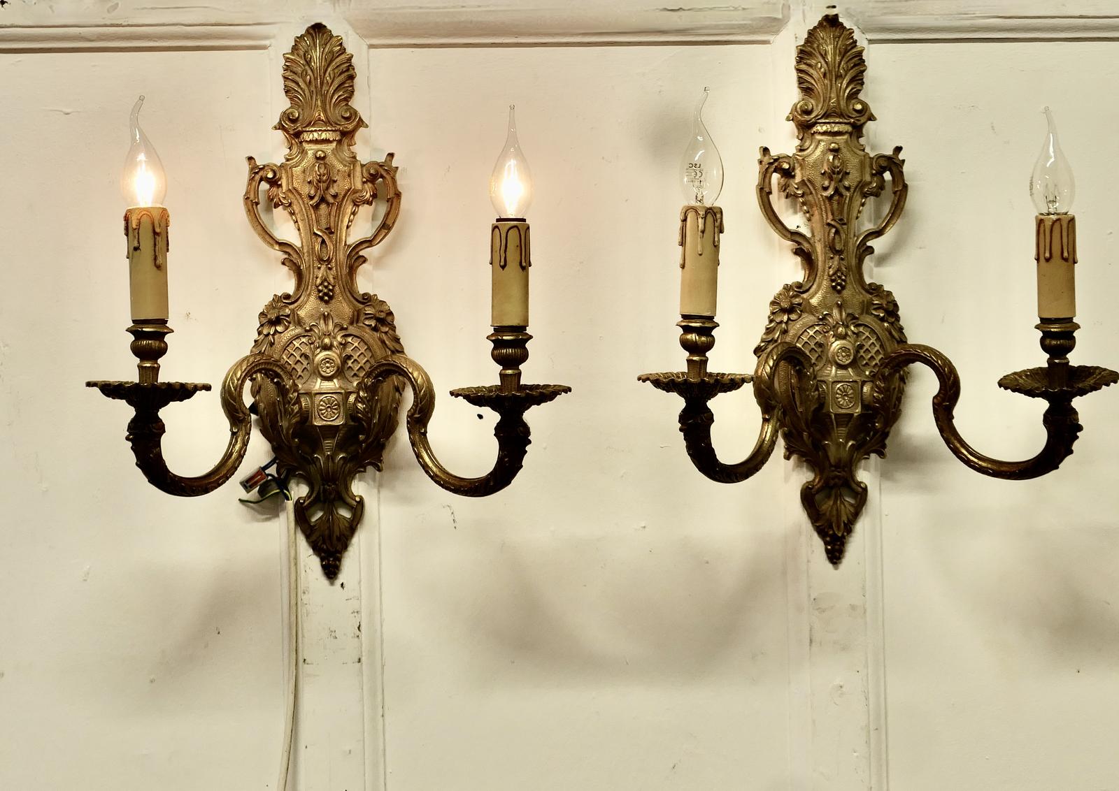 A Pair of Very Large Rococo Heavy Brass Twin Wall Lights (1 of 9)